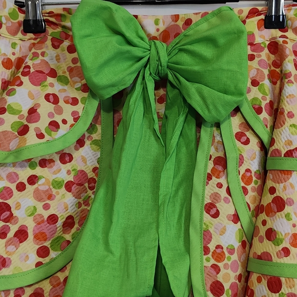 Hand Stitched Half Apron - Vintage by Candy's Aprons - Picture 6 of 7